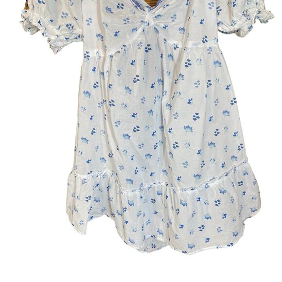 Simply Southern Babydoll Mini Dress Top XL White Blue Floral Cutout Back NWT - Picture 1 of 9